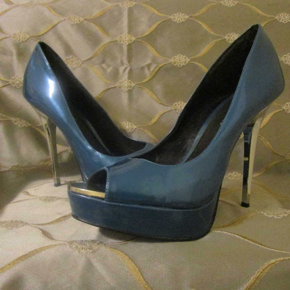 Turquoise Heels